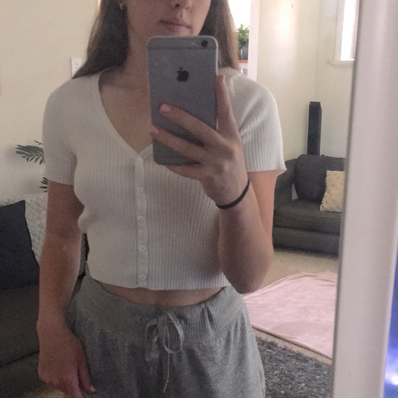 Short Sleeve White Button Up Knit Crop - Picture 2 of 2